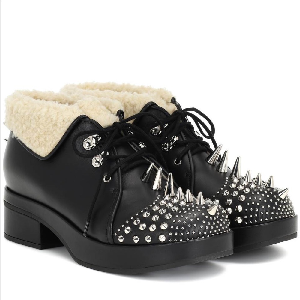 Gucci Calfskin Harlem Shearling Studded Victor Ankle Boots GG-S0512P-0001 $1250